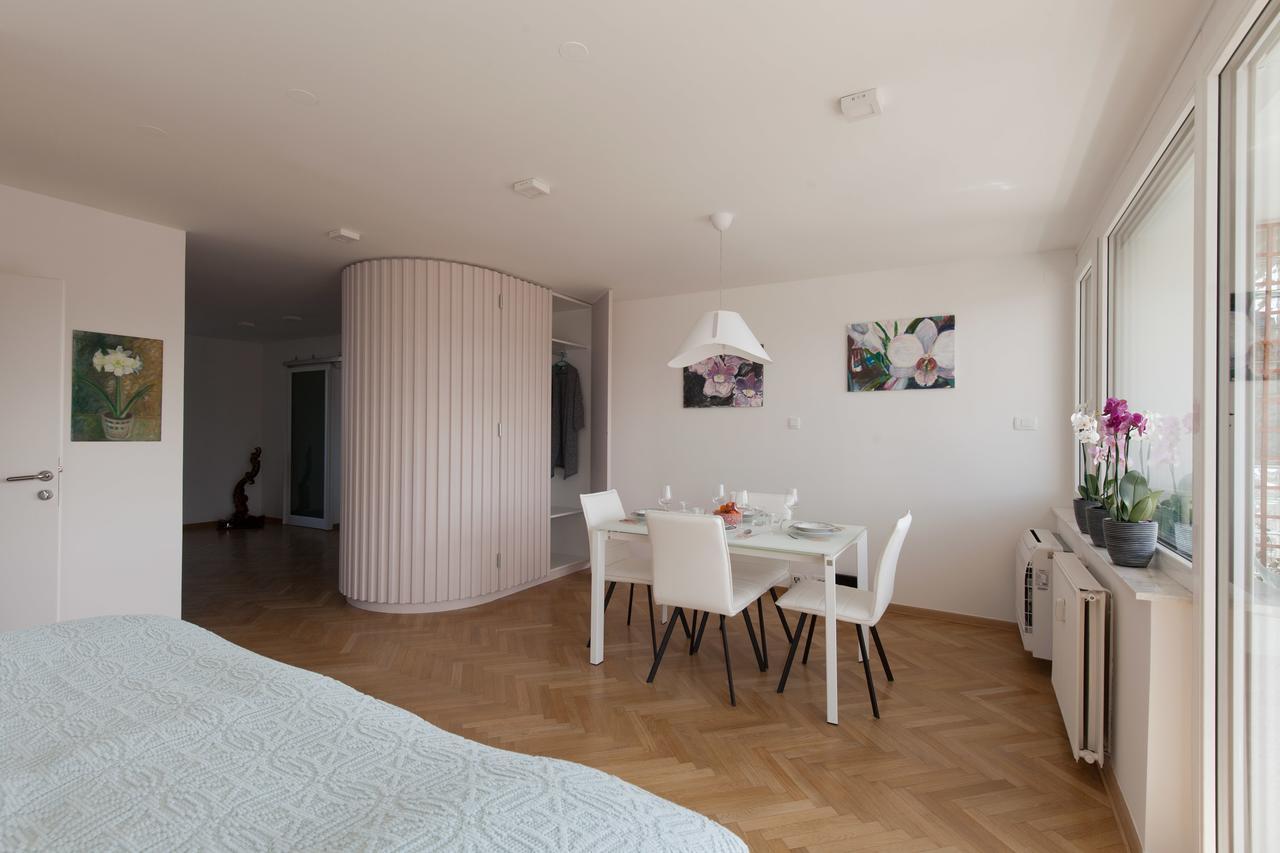 Charming Terrace Apartments Ana And Maria Tour As Ljubljana Ngoại thất bức ảnh